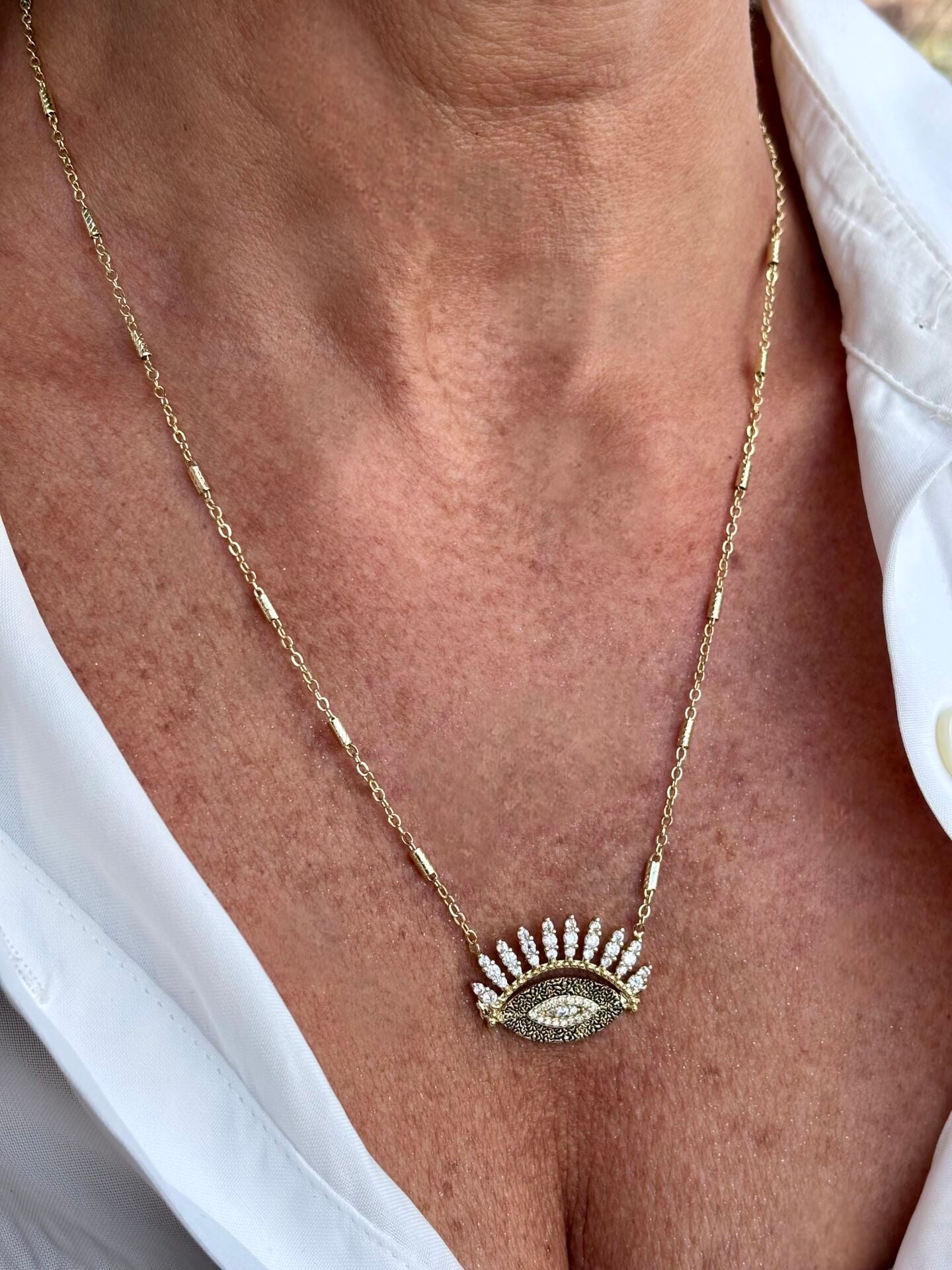 Luna sopra Roma Kolye