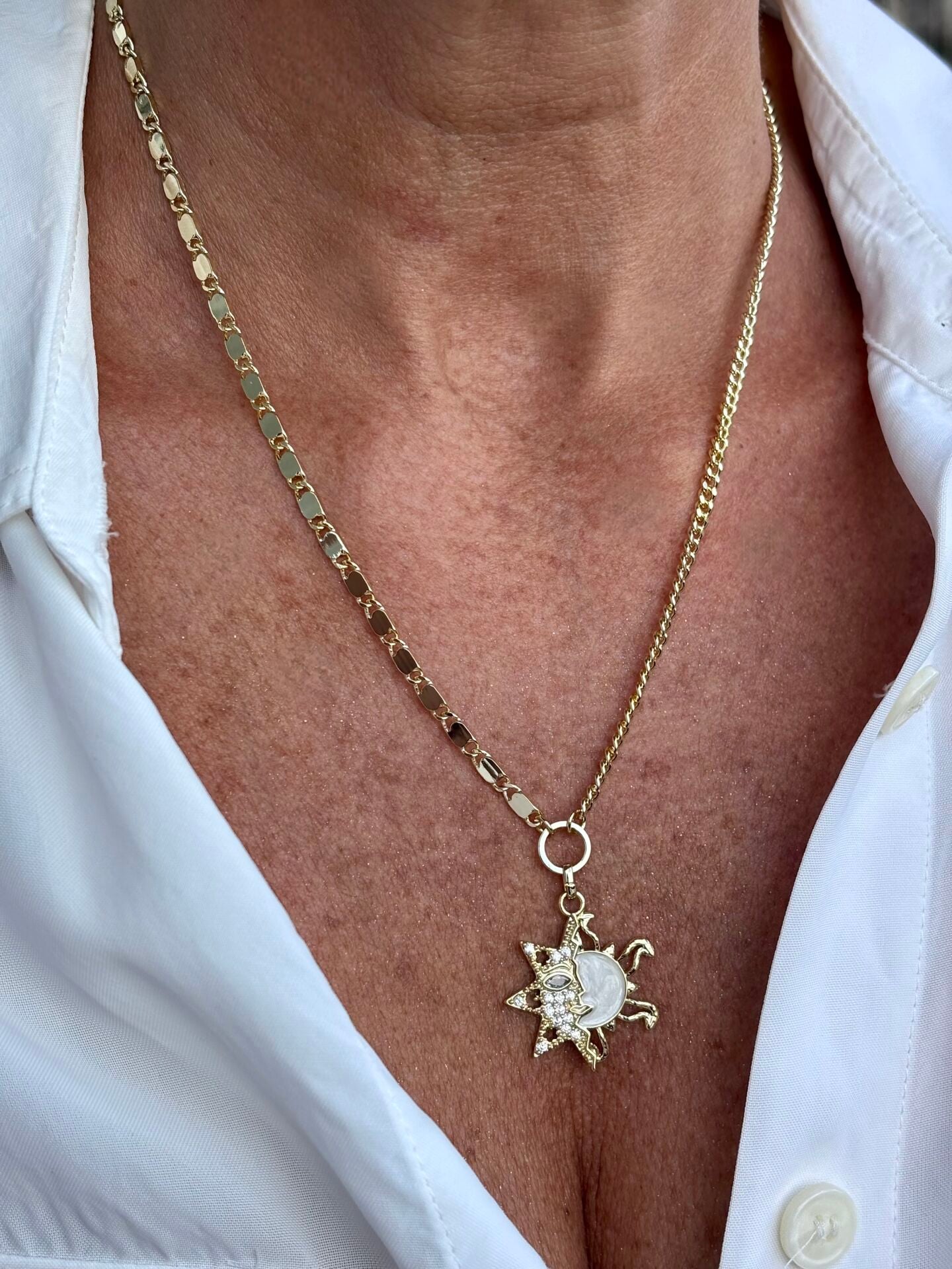 Capri Bianca Kolye