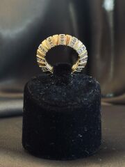 Radiant Chic Yüzük