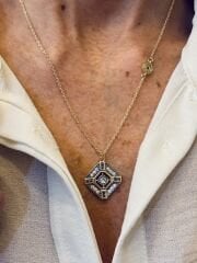 Radiant Luxury Kolye