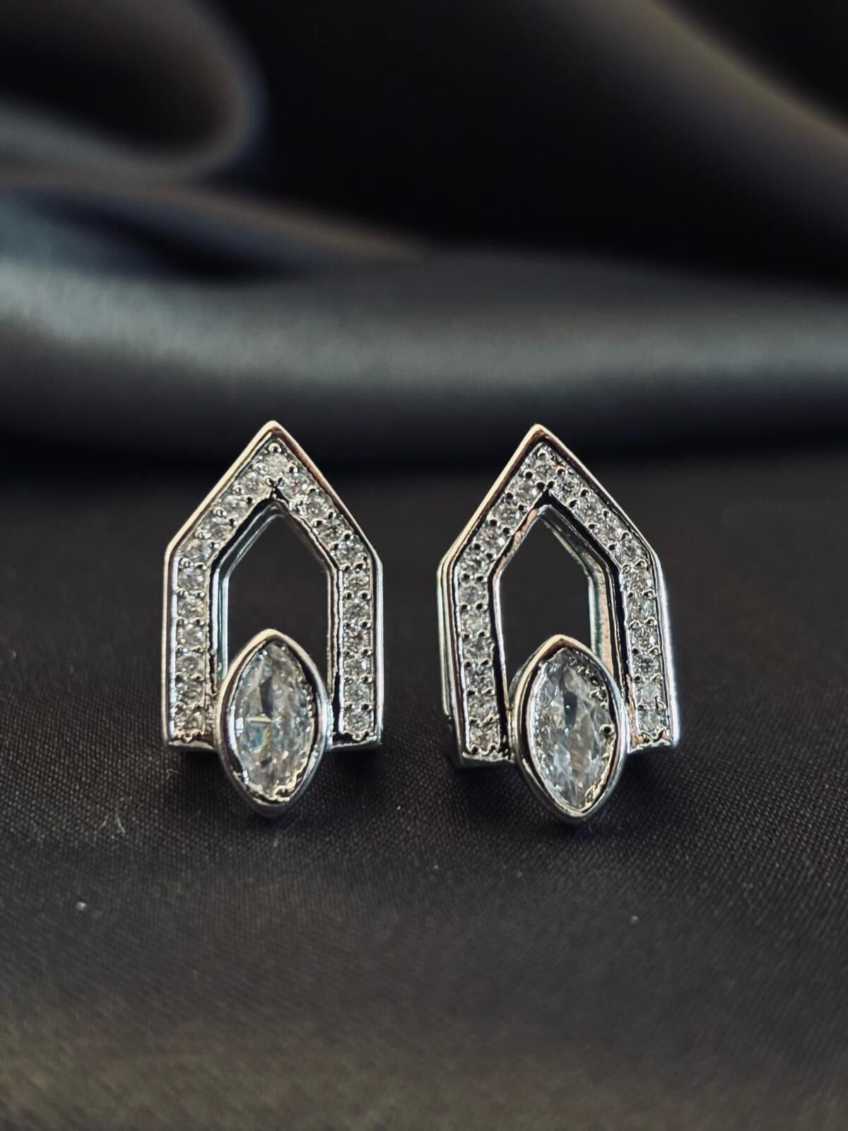 Gold and Silver Home küpe