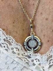 Elegant Sapphire Kolye